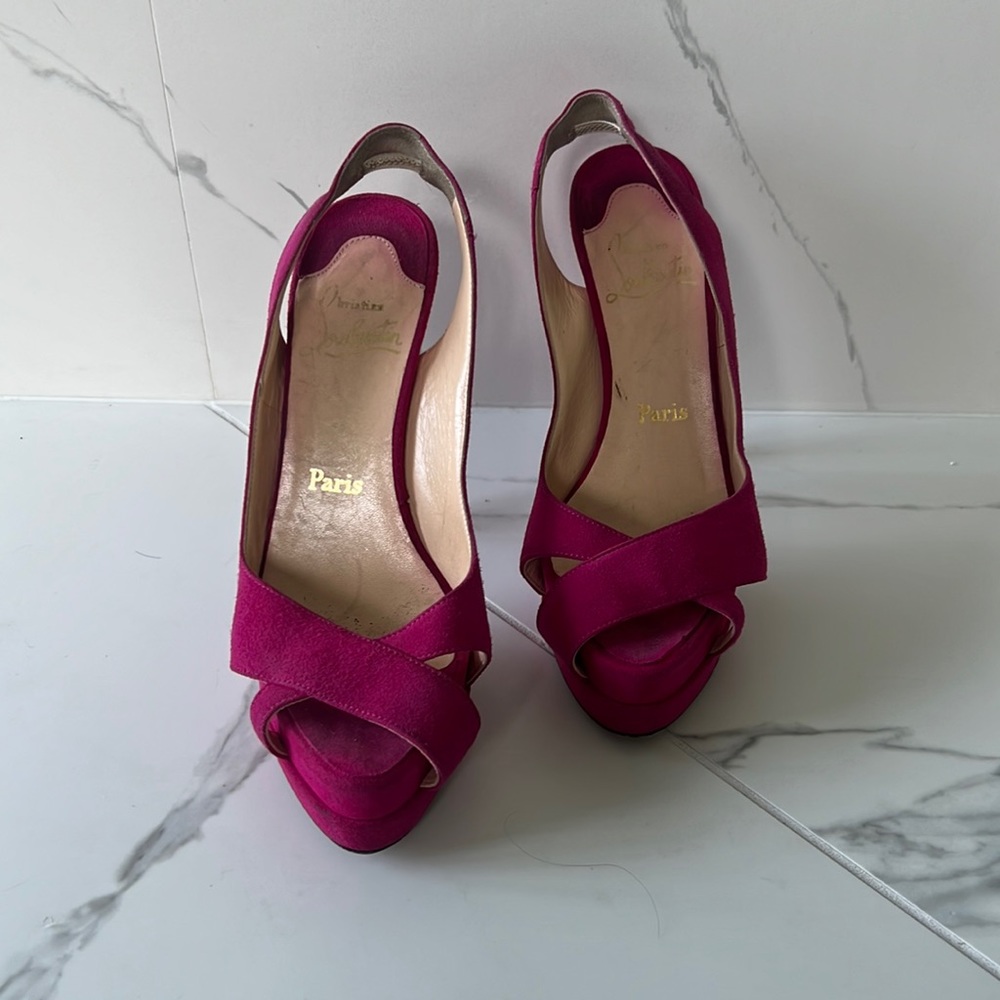 Size 36 vintage pink surf Christian louboutin heels